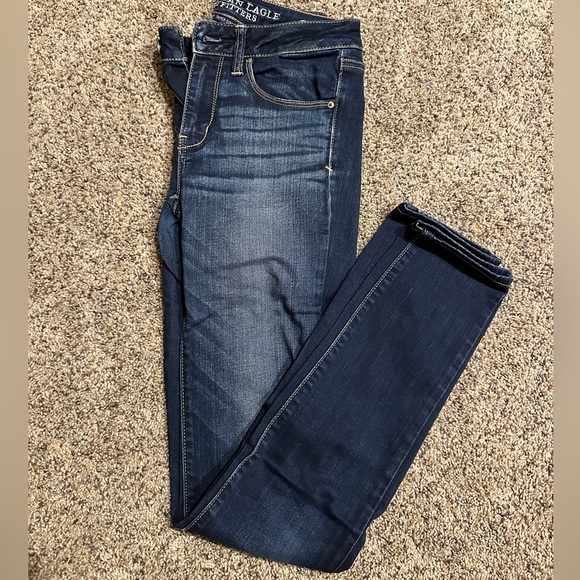 American Eagle Skinny Jeans - Picture 1 of 3